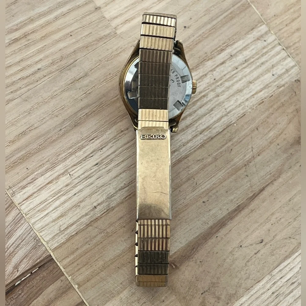 Seiko Rare Vintage Gold Plated Automatic Ladies Watch 21 Jewels Silver Dial Date